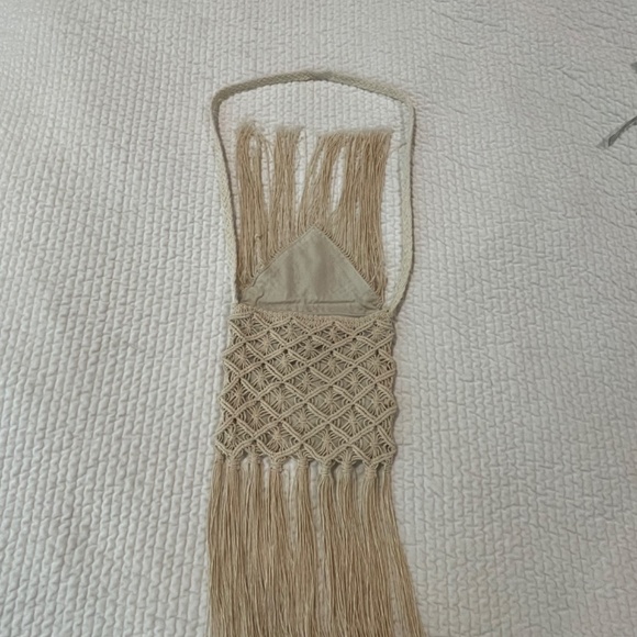 Macrame Ivory Crossbody Purse with Fringe - Picture 3 of 9